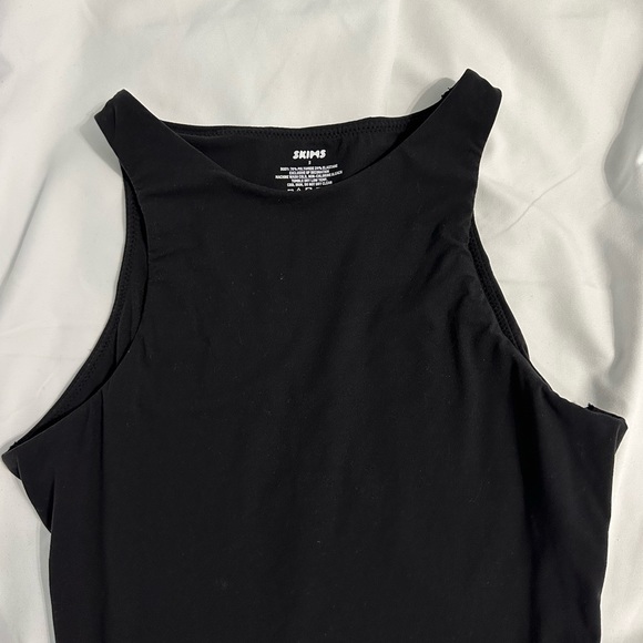 SKIMS Bodysuit - Picture 2 of 3